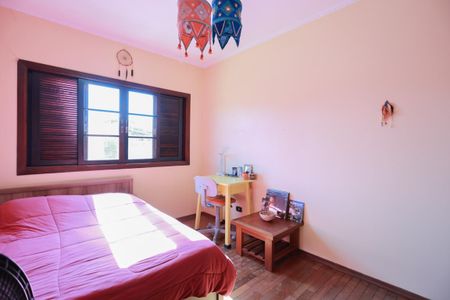 Casa à venda com 250m², 3 quartos e 5 vagas Casa à venda com 250m², 3 quartos e 5 vagasQuarto 2