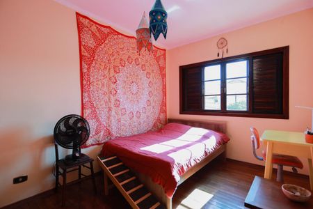 Casa à venda com 250m², 3 quartos e 5 vagas Casa à venda com 250m², 3 quartos e 5 vagasQuarto 2