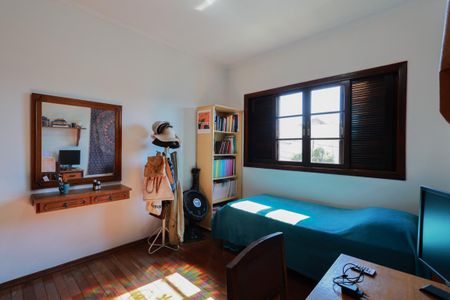 Casa à venda com 250m², 3 quartos e 5 vagas Casa à venda com 250m², 3 quartos e 5 vagasQuarto 1