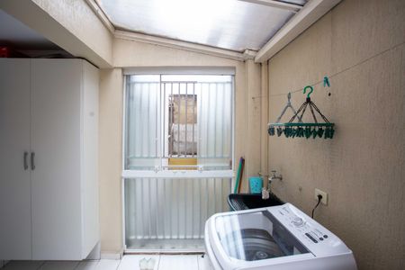 Apartamento à venda com 110m², 2 quartos e 1 vagaÁrea de Serviço