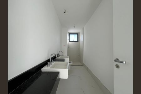 Apartamento à venda com 177m², 3 quartos e 2 vagas