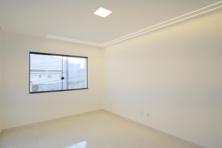 Casa à venda com 140m², 3 quartos e 4 vagasSala