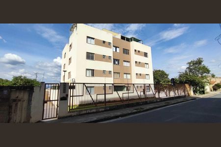 Apartamento para alugar com 130m², 2 quartos e 2 vagas Apartamento para alugar com 130m², 2 quartos e 2 vagasFachada