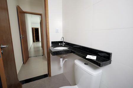 Apartamento à venda com 100m², 2 quartos e 2 vagasBanheiro da Suíte