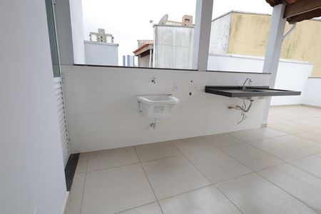 Apartamento à venda com 100m², 2 quartos e 2 vagasCozinha e Área de Serviço