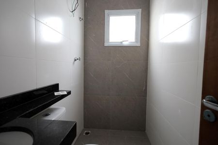 Apartamento à venda com 100m², 2 quartos e 2 vagasBanheiro da Suíte