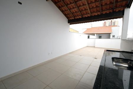 Apartamento à venda com 98m², 2 quartos e 2 vagasCobertura
