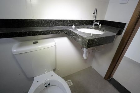 Apartamento à venda com 100m², 2 quartos e 2 vagasBanheiro Social