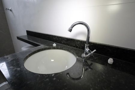 Apartamento à venda com 100m², 2 quartos e 2 vagasBanheiro Social