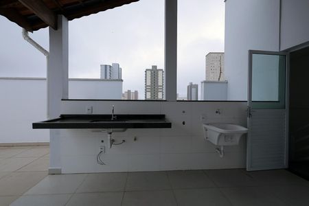 Apartamento à venda com 100m², 2 quartos e 2 vagasCobertura