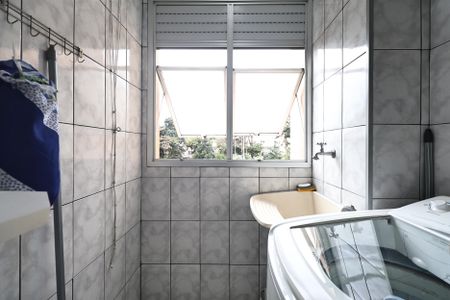 Apartamento à venda com 60m², 3 quartos e 1 vaga Apartamento à venda com 60m², 3 quartos e 1 vagaLavanderia