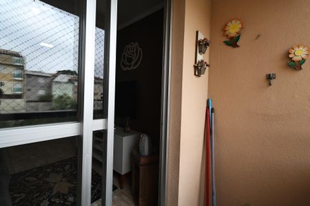 Apartamento à venda com 60m², 3 quartos e 1 vaga Apartamento à venda com 60m², 3 quartos e 1 vagaSacada