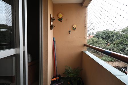 Apartamento à venda com 60m², 3 quartos e 1 vaga Apartamento à venda com 60m², 3 quartos e 1 vagaSacada