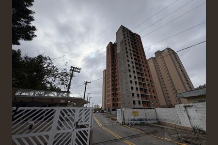 Apartamento à venda com 60m², 3 quartos e 1 vaga Apartamento à venda com 60m², 3 quartos e 1 vagaFachada