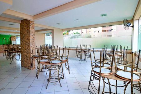 Apartamento à venda com 60m², 3 quartos e 1 vaga Apartamento à venda com 60m², 3 quartos e 1 vagaÁrea comum - Salão de festas