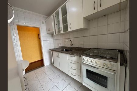 Apartamento para alugar com 78m², 3 quartos e 2 vagasCozinha