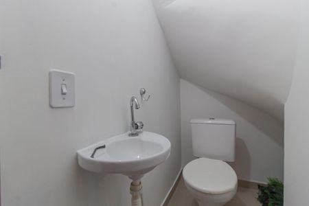 Casa de condomínio à venda com 65m², 2 quartos e 1 vaga Casa de condomínio à venda com 65m², 2 quartos e 1 vagaLavabo