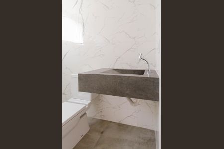 Apartamento à venda com 105m², 2 quartos e 2 vagasBanheiro suíte