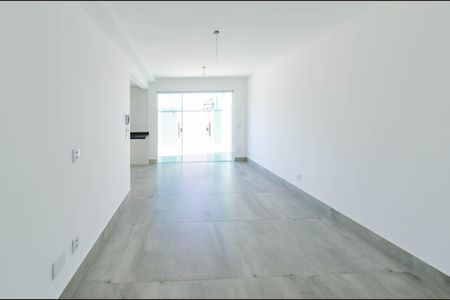 Apartamento à venda com 105m², 2 quartos e 2 vagasSala