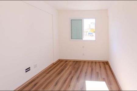 Apartamento à venda com 105m², 2 quartos e 2 vagasQuarto 
