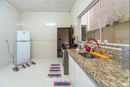 Casa à venda com 280m², 3 quartos e 2 vagasCozinha