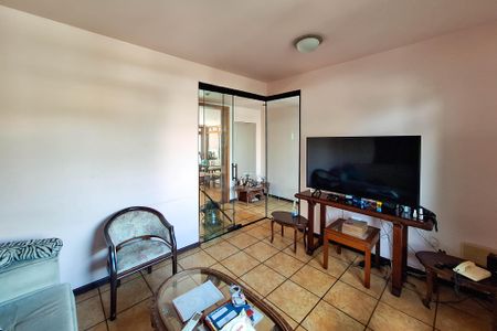 Casa à venda com 498m², 5 quartos e 3 vagasSala 3