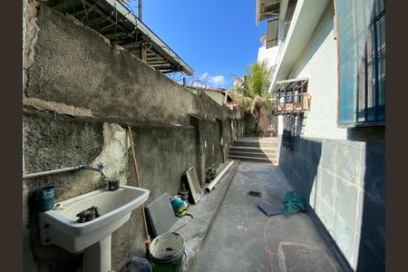 Casa à venda com 140m², 4 quartos e 2 vagasÁrea de Serviço