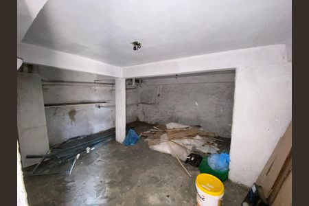Casa à venda com 140m², 4 quartos e 2 vagasGaragem
