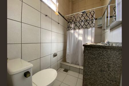 Casa à venda com 140m², 4 quartos e 2 vagasBanheiro da Suíte 1