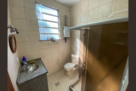 Casa à venda com 140m², 4 quartos e 2 vagasBanheiro