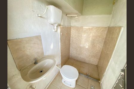 Casa à venda com 140m², 4 quartos e 2 vagasTerraço - Banheiro