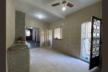 Casa à venda com 140m², 4 quartos e 2 vagasCopa