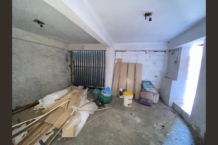 Casa à venda com 140m², 4 quartos e 2 vagasGaragem