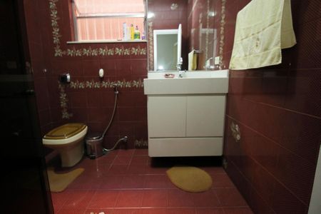 Casa à venda com 433m², 5 quartos e 3 vagasBanheiro Social