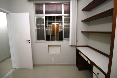 Casa à venda com 433m², 5 quartos e 3 vagasSuíte 2