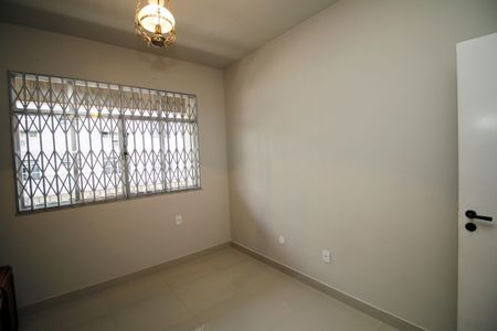 Casa à venda com 433m², 5 quartos e 3 vagasQuarto 2