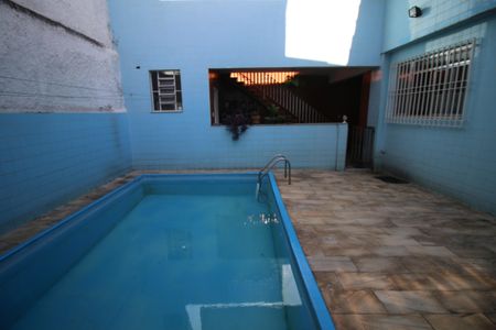 Casa à venda com 433m², 5 quartos e 3 vagasPiscina