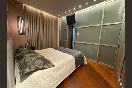 Apartamento para alugar com 140m², 4 quartos e 2 vagasSuíte