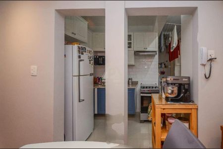 Apartamento à venda com 77m², 2 quartos e sem vaga