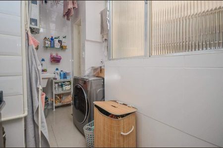 Apartamento à venda com 77m², 2 quartos e sem vaga