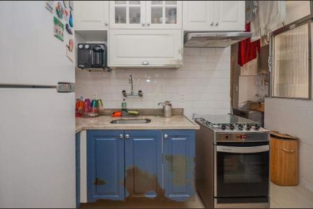 Apartamento à venda com 77m², 2 quartos e sem vaga