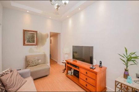 Apartamento à venda com 77m², 2 quartos e sem vaga