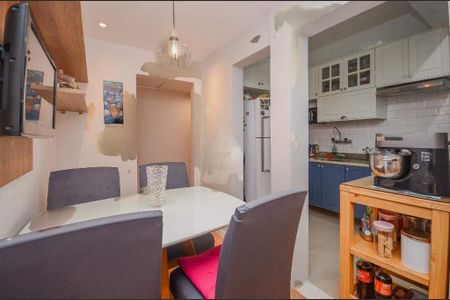 Apartamento à venda com 77m², 2 quartos e sem vaga