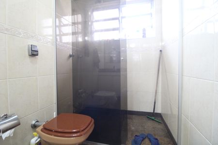 Casa para alugar com 500m², 3 quartos e 5 vagasBanheiro da Suíte