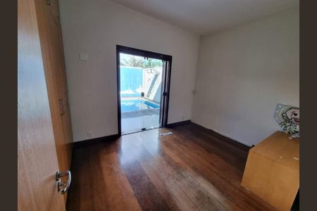 Casa à venda com 760m², 3 quartos e 4 vagas