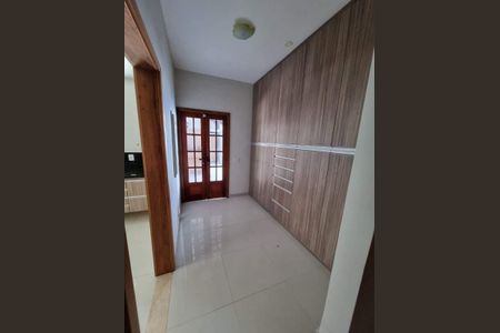 Casa à venda com 760m², 3 quartos e 4 vagas