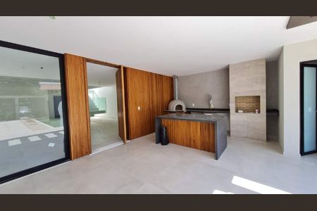 Casa à venda com 450m², 4 quartos e 2 vagas
