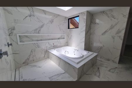 Casa à venda com 450m², 4 quartos e 2 vagas