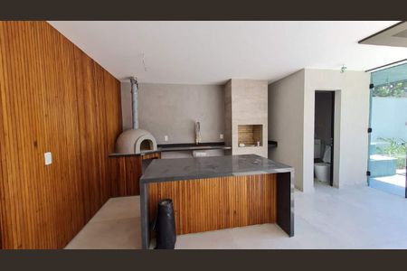Casa à venda com 450m², 4 quartos e 2 vagas