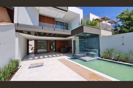 Casa à venda com 450m², 4 quartos e 2 vagas